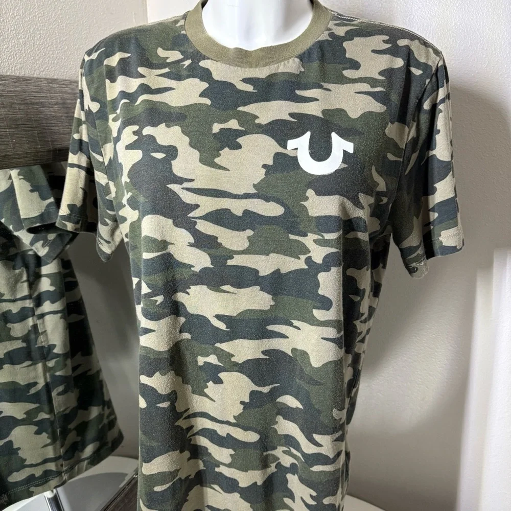 True Religion Green Camouflage Short Sleeve Tee